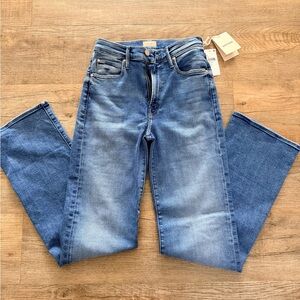 MOTHER The Kick It Straight Leg Blue Jeans in color Fan Favorite